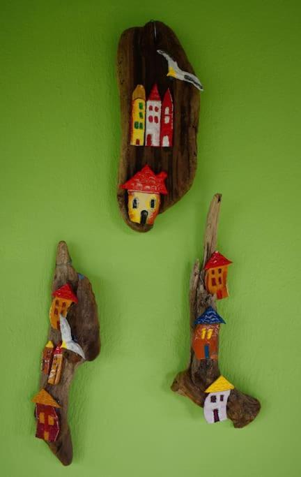 Zina's House * Troulos