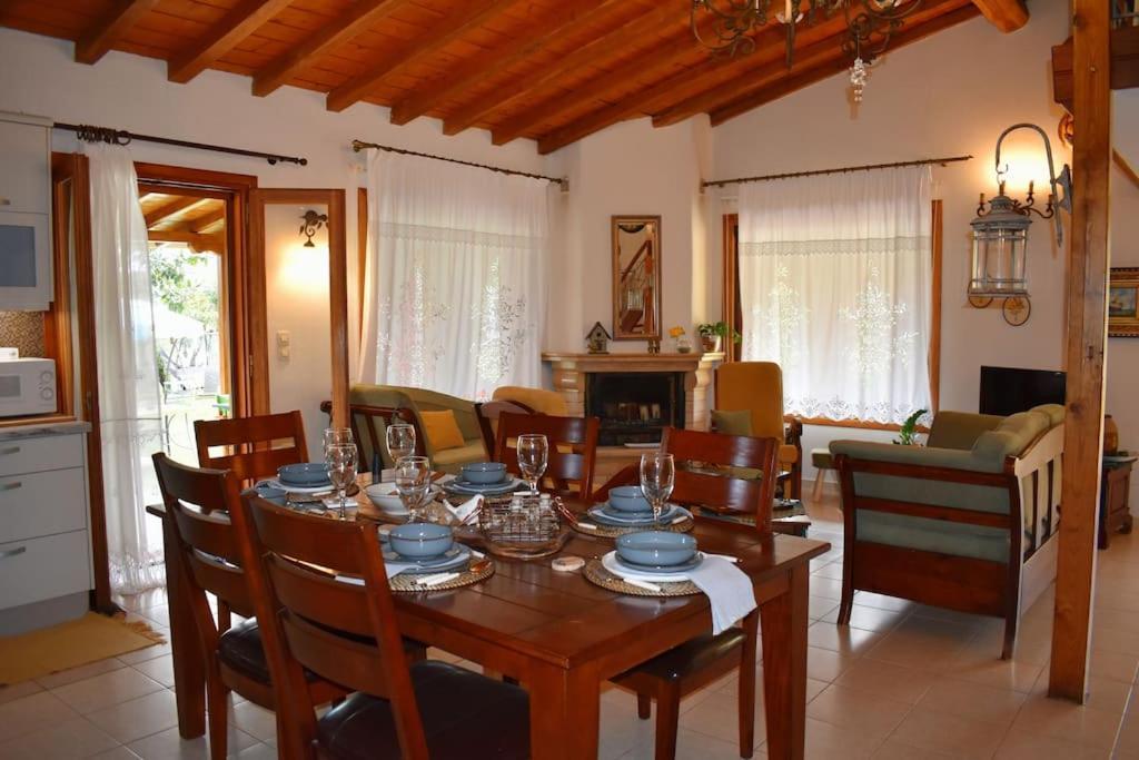 Zina's House *